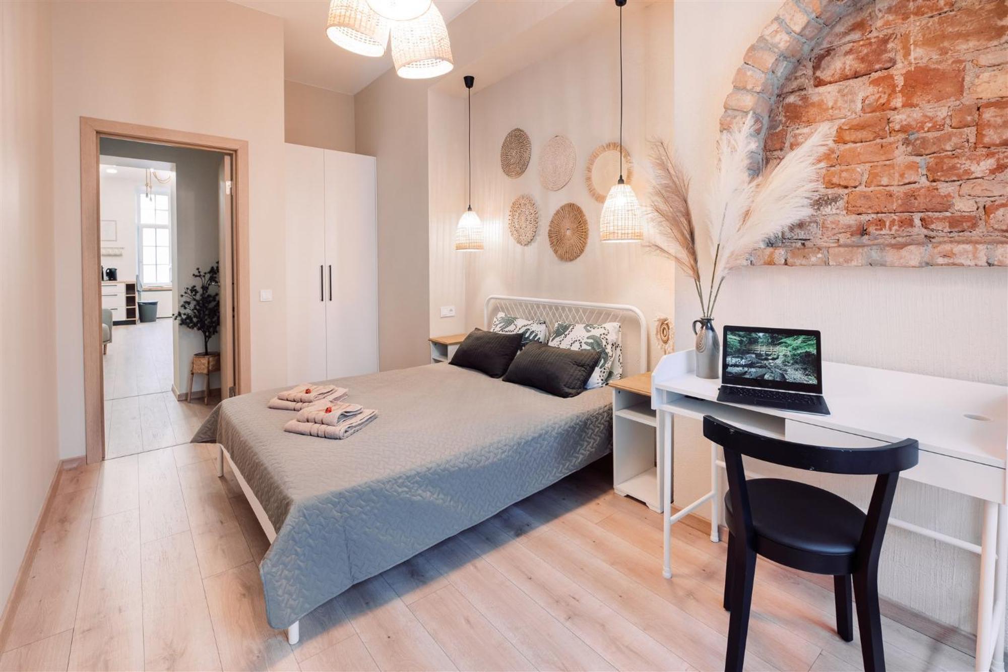 Leilighet Harmony Apartment/9 Guests/ 4 Bedroom / Old Town *